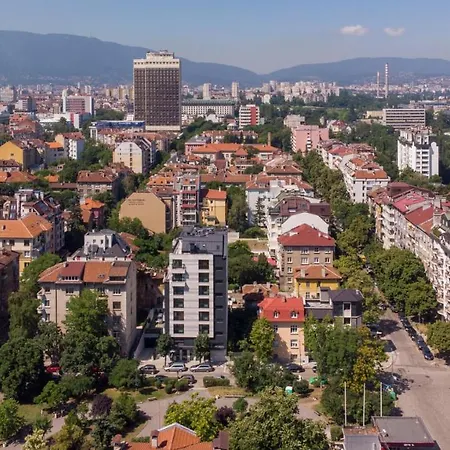 Апартаменты Modern And Spacious In The Centre