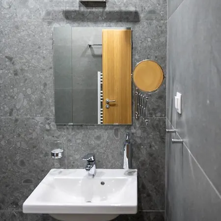 アパート Modern And Spacious In The Centre *