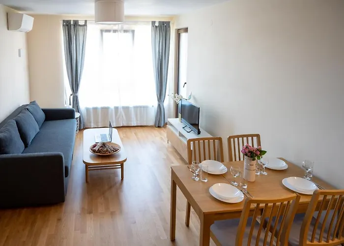 Modern And Spacious In The Centre Appartamento