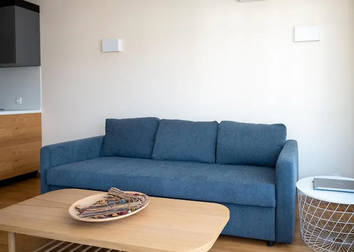 Modern And Spacious In The Centre *